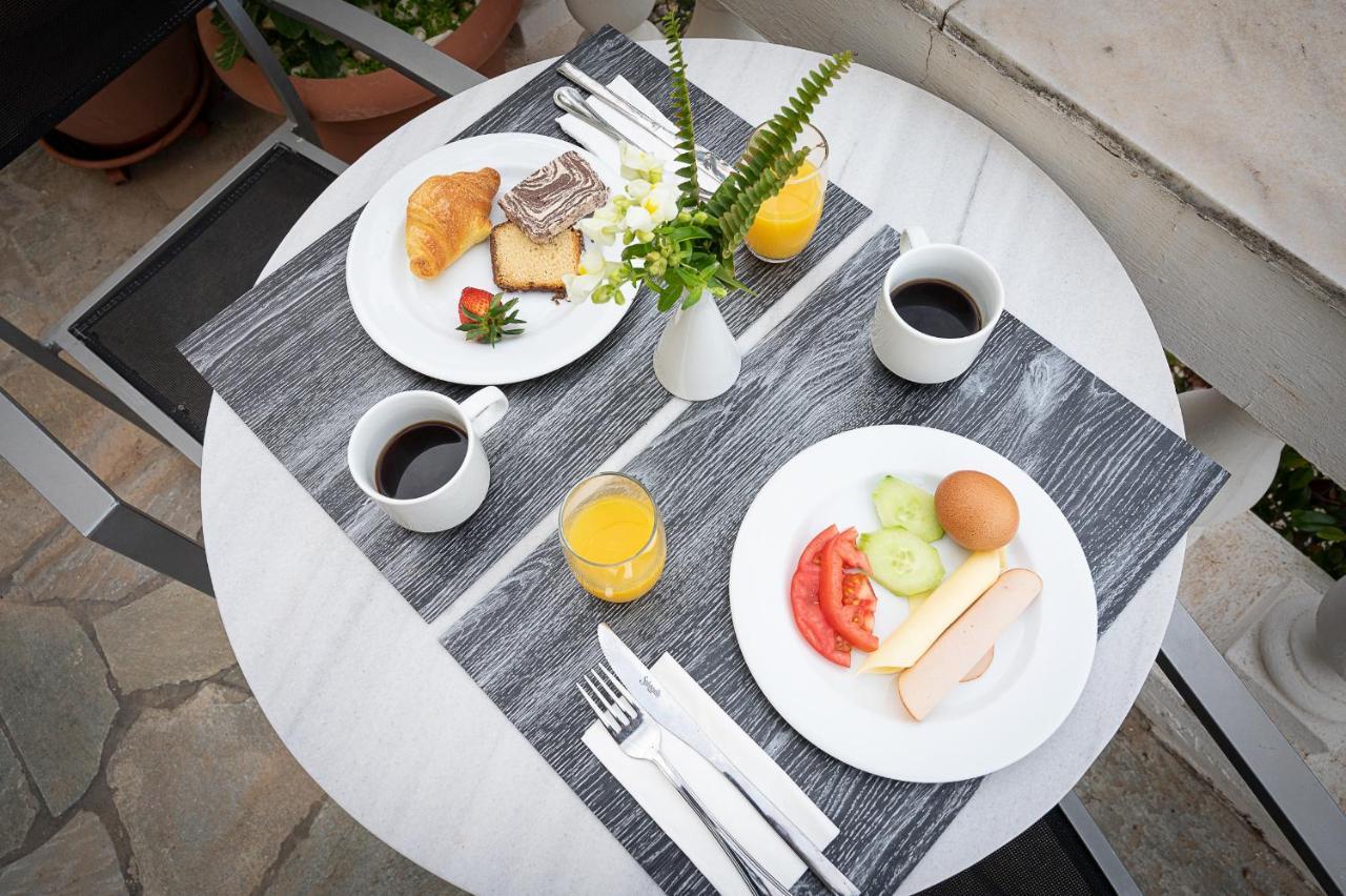 Poros Town Dionysos Hotel מראה חיצוני תמונה
