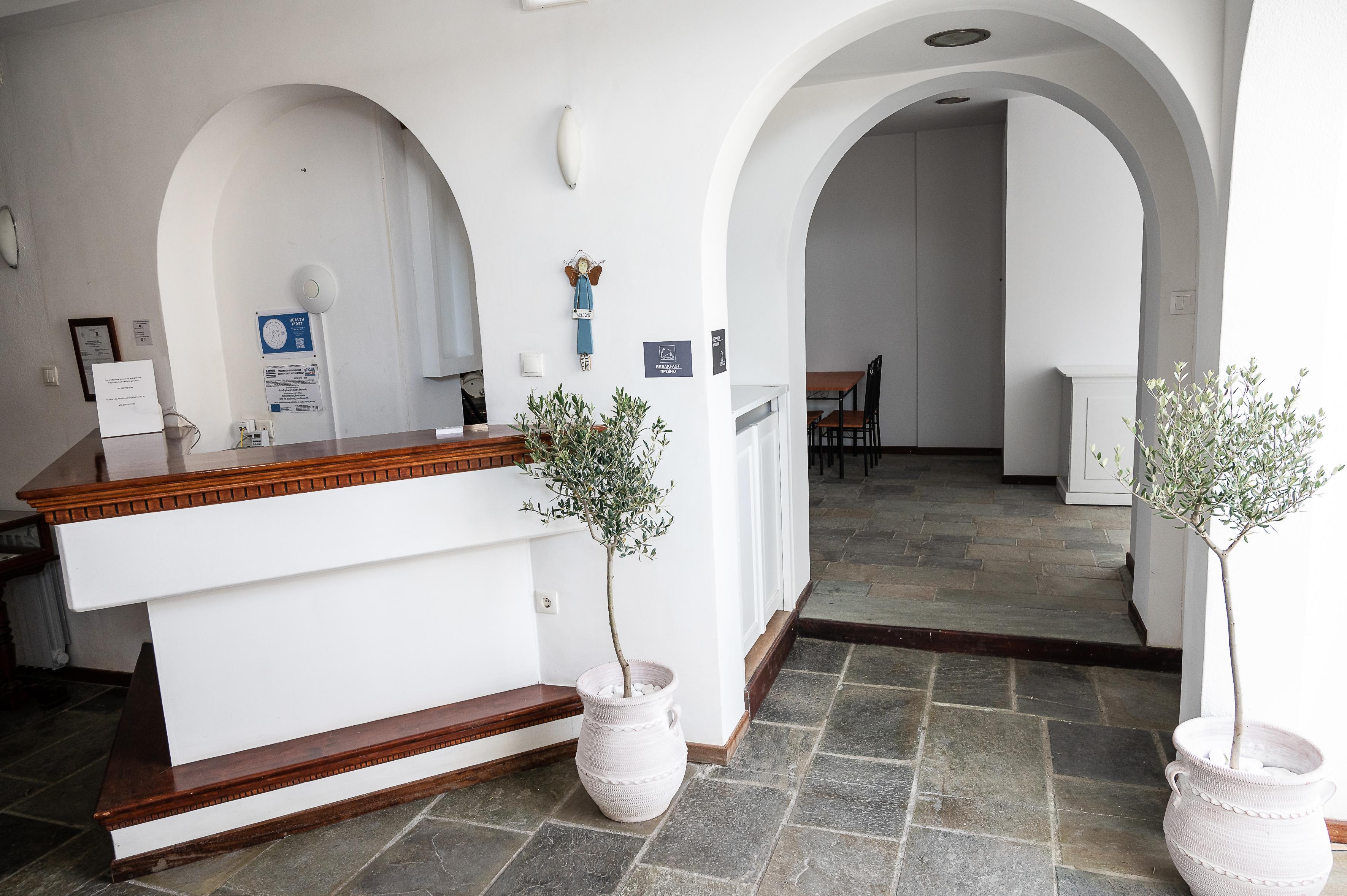 Poros Town Dionysos Hotel מראה חיצוני תמונה