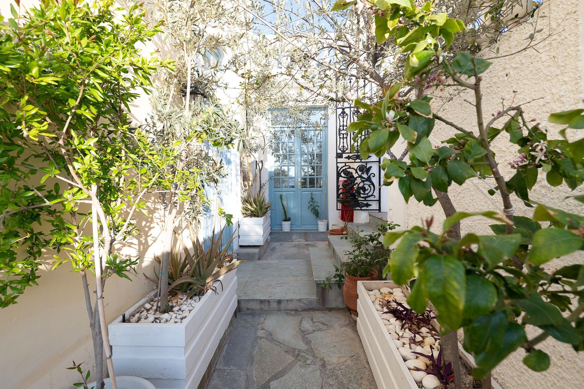 Poros Town Dionysos Hotel מראה חיצוני תמונה